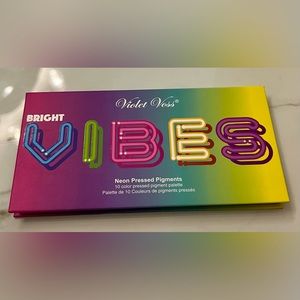 Violet Voss Bright Vibes Palette